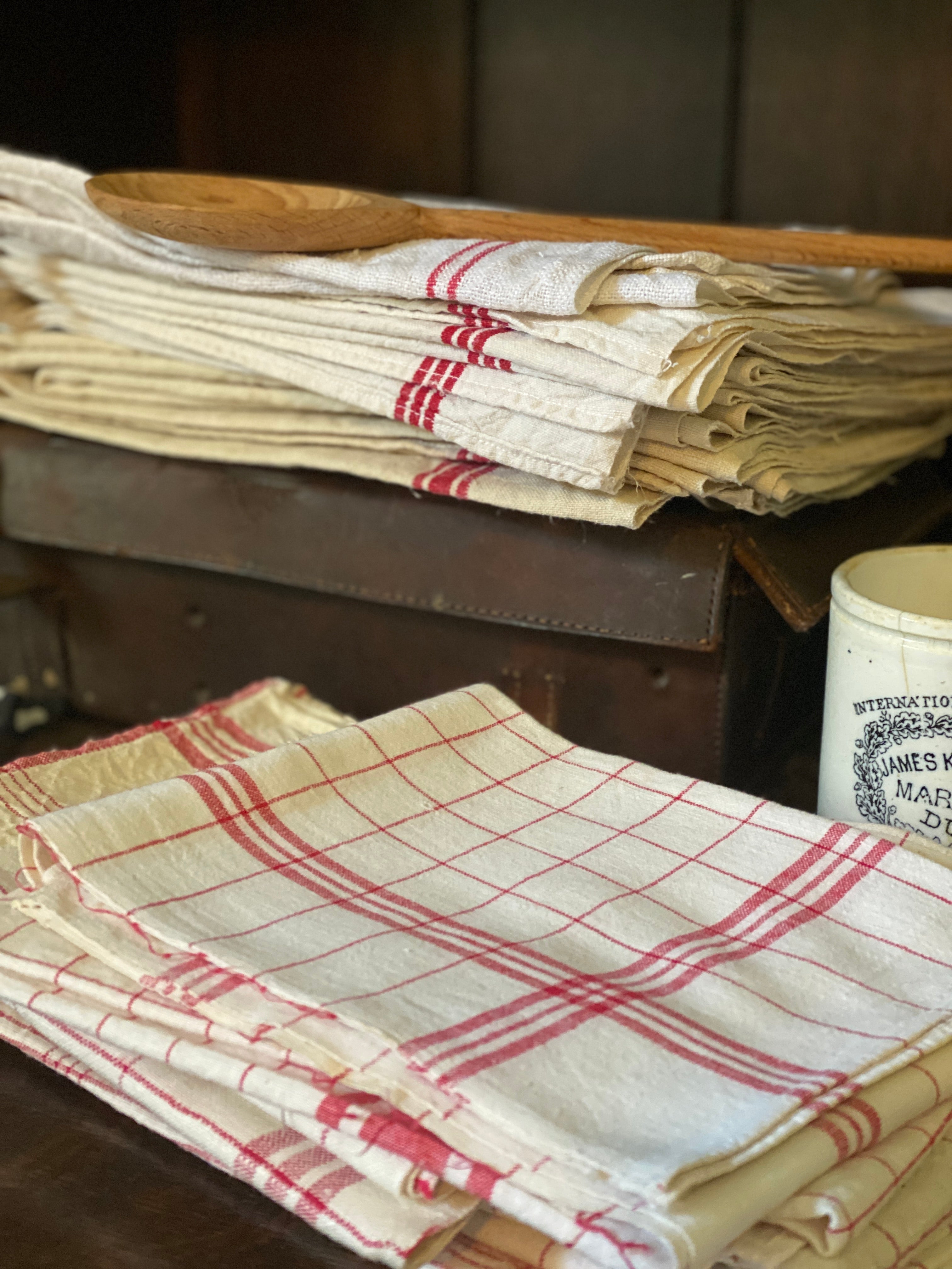 Throwback Merchant Foraged & Found – The Merchant & Traders
